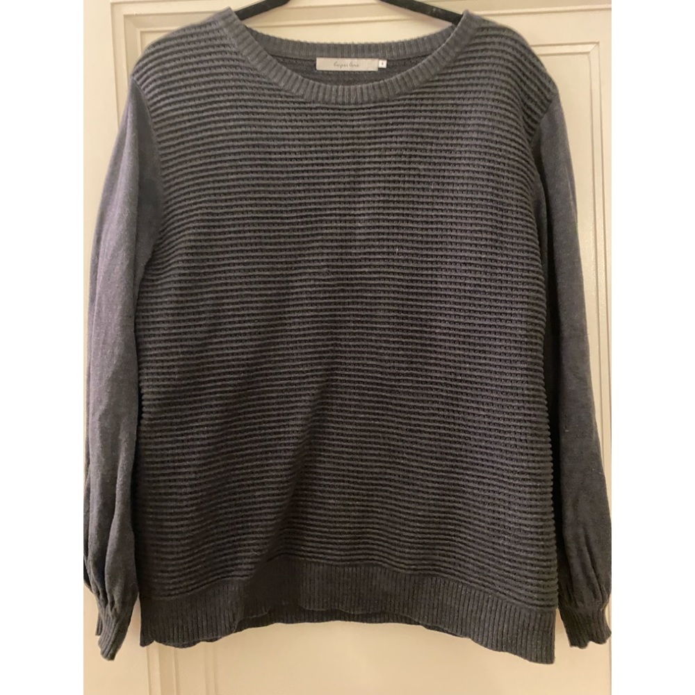 Harper lane Grey sweater. Size medium